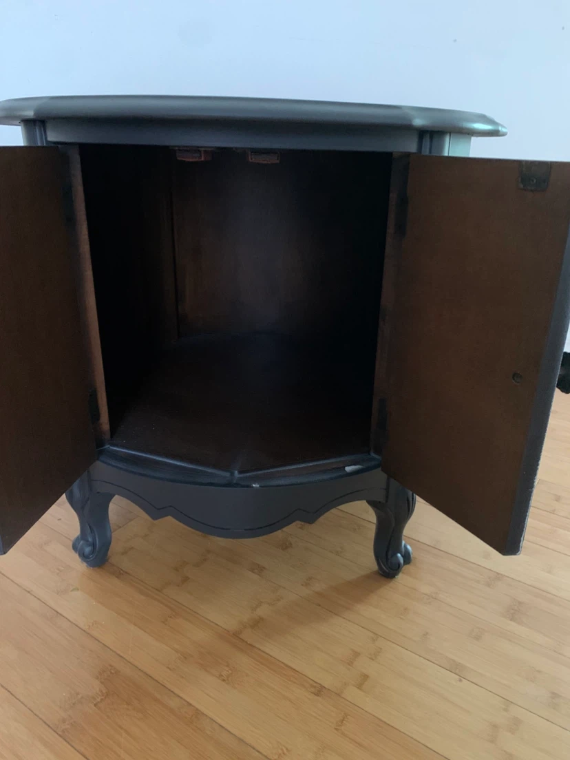 Refinished wooden Accent Cabinet with Doors - photo 4