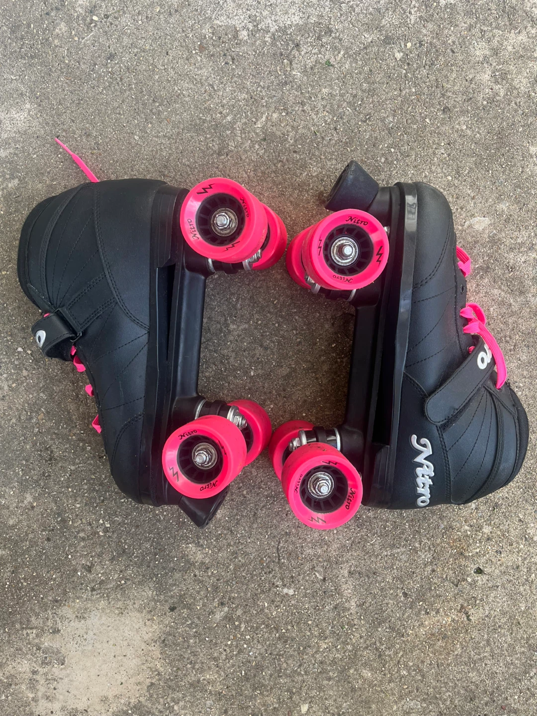 Nitro Roller Skates 8- Black with Pink Wheels - photo 2