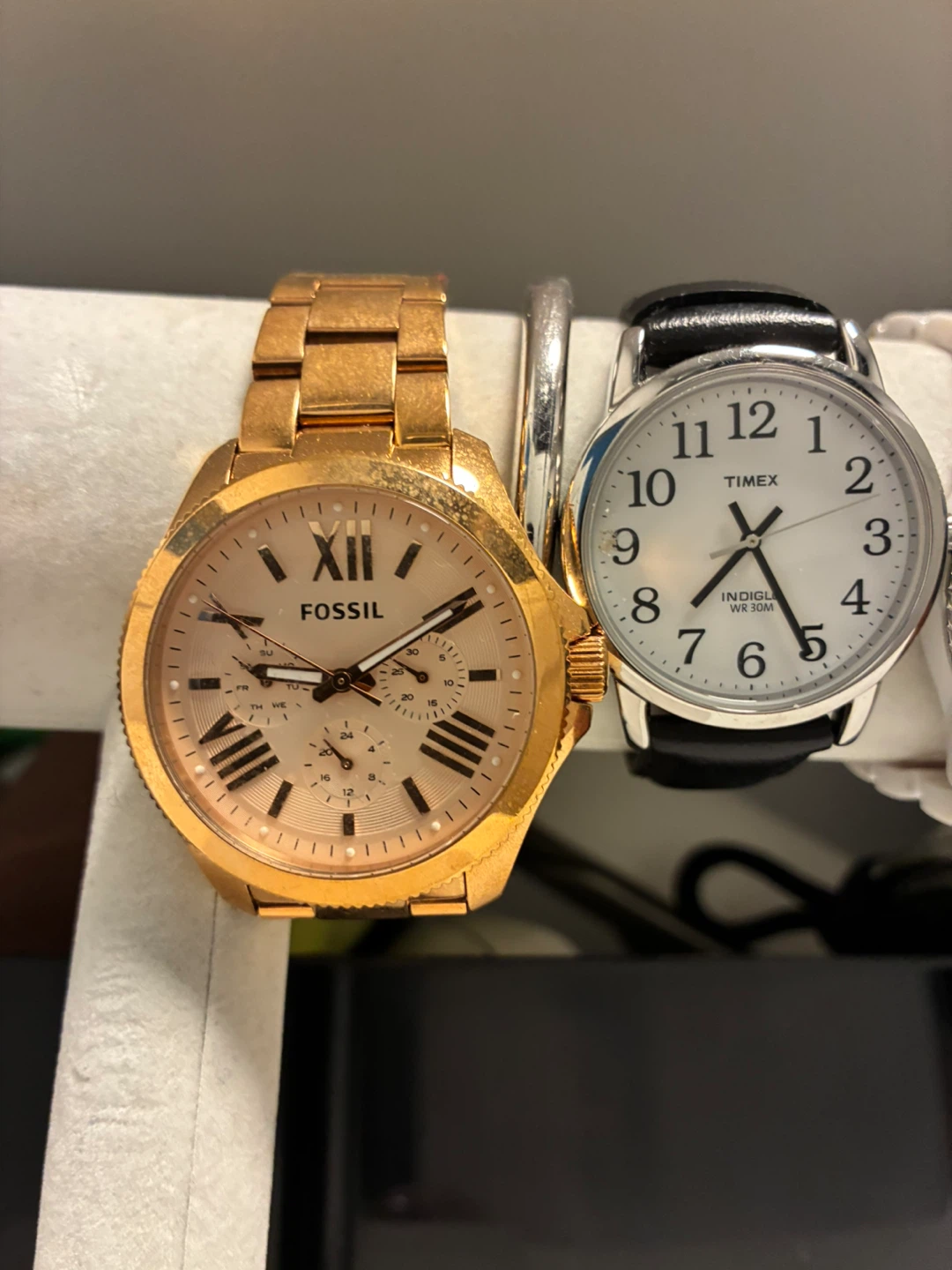 Fossil White Watch - photo 4