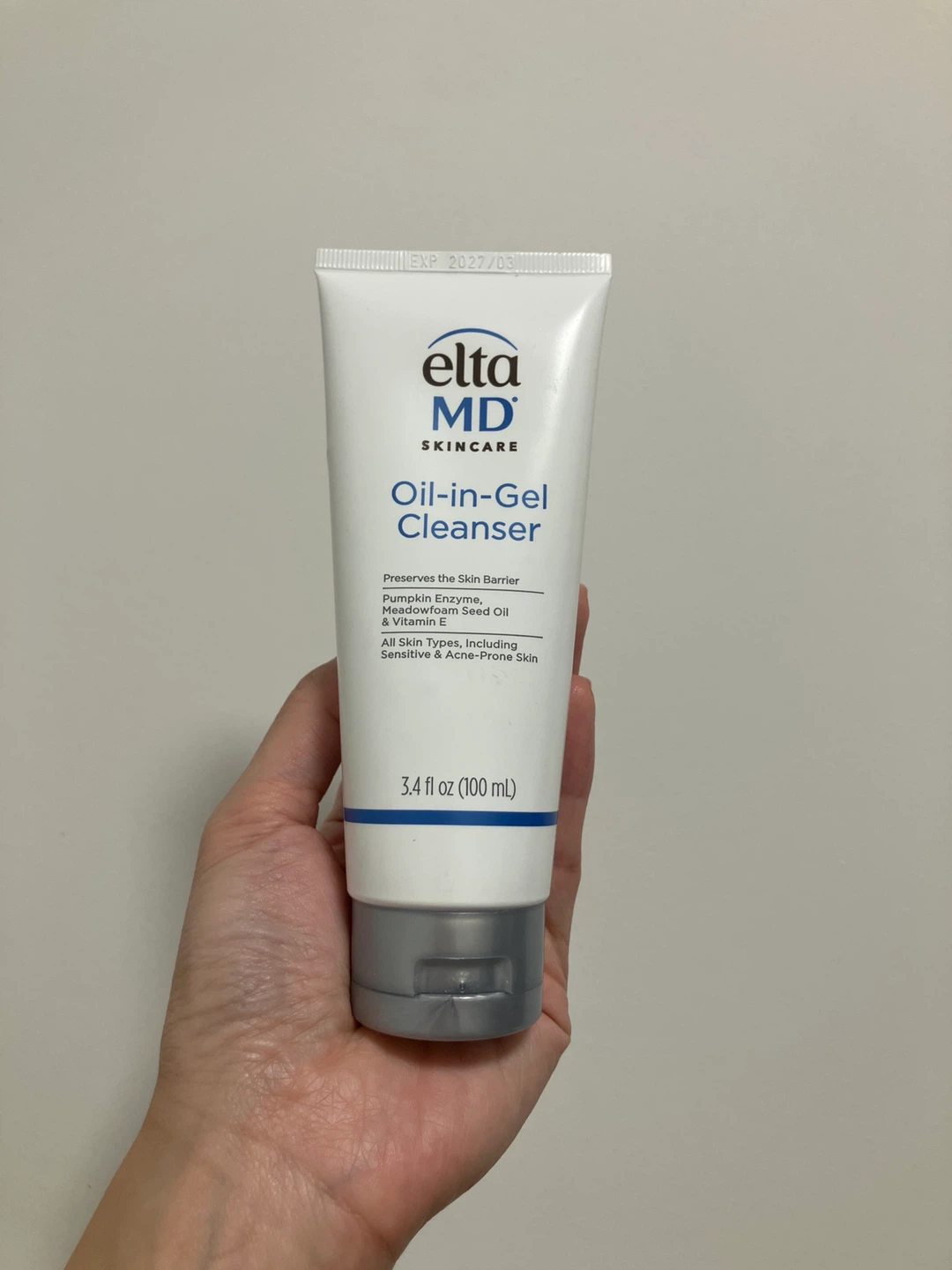EltaMD Oil-in-Gel Cleanser - 3.4 fl oz