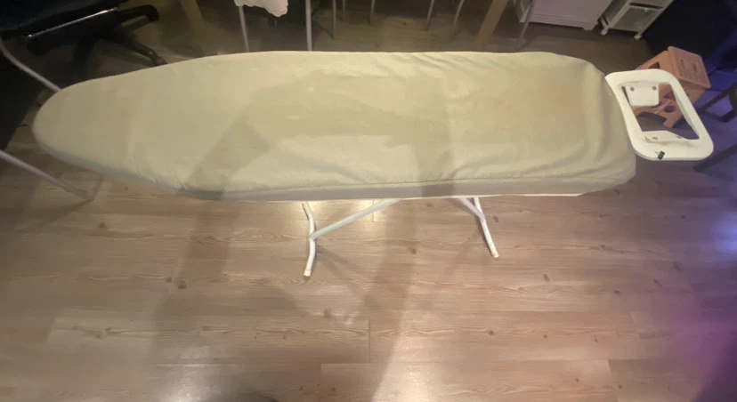 Ironing Board - one leg broken but functional - photo 2