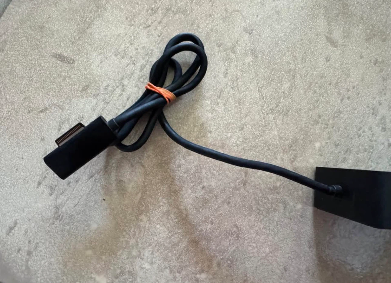 Microsoft Docking Station (Complete) - photo 2