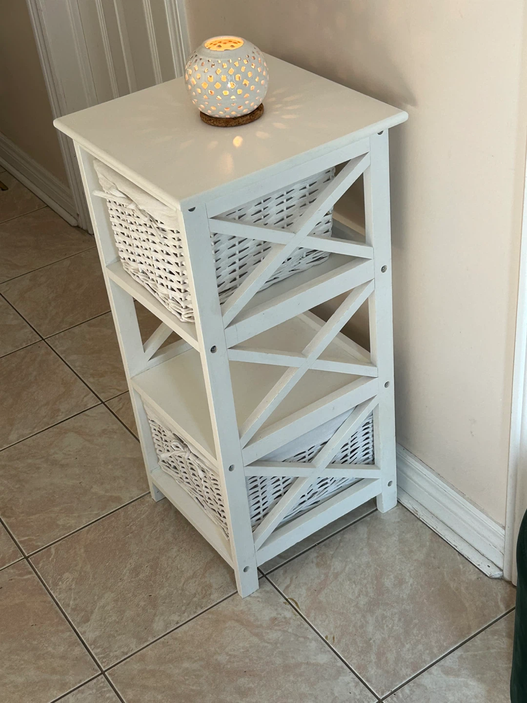 White Wood Storage Shelf with Baskets - photo 2