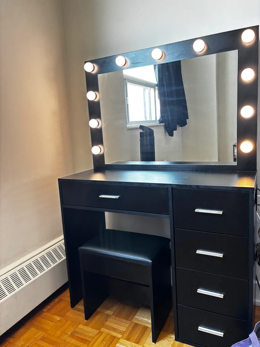 Vanity Dresser - photo 2