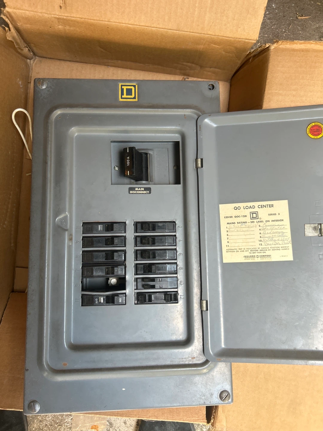 Square D QO Load Center 100A Main Disconnect Breaker Box