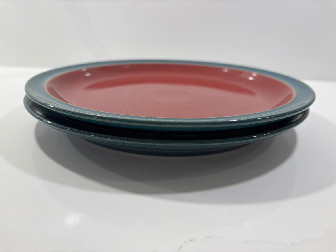 SET (2) Denby HARLEQUIN 10.25" Dinner Plates, Red Green - photo 3