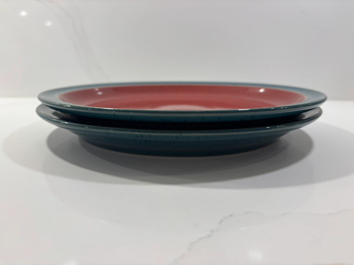SET (2) Denby HARLEQUIN 10.25" Dinner Plates, Red Green - photo 5