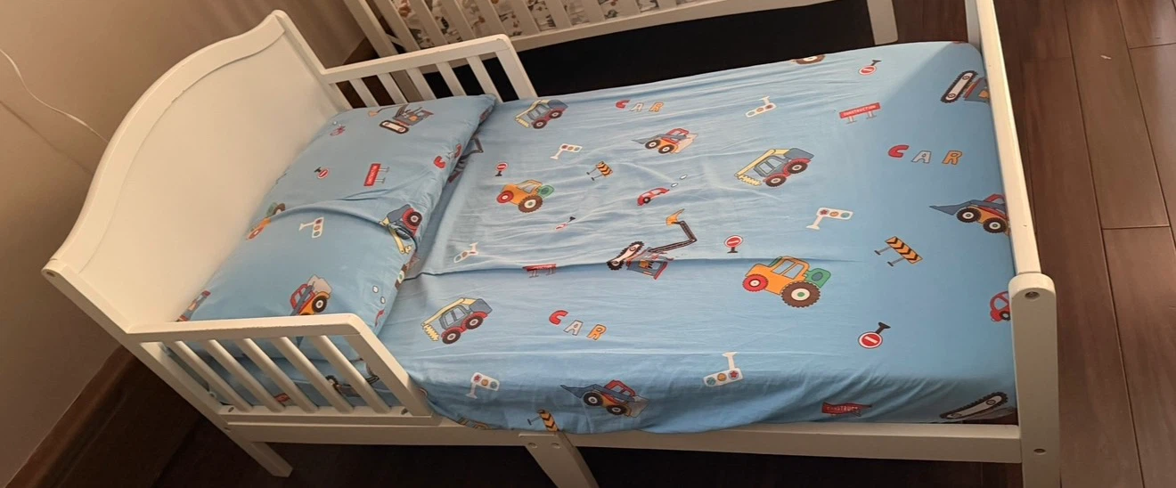 Toddler Bed with Mattress