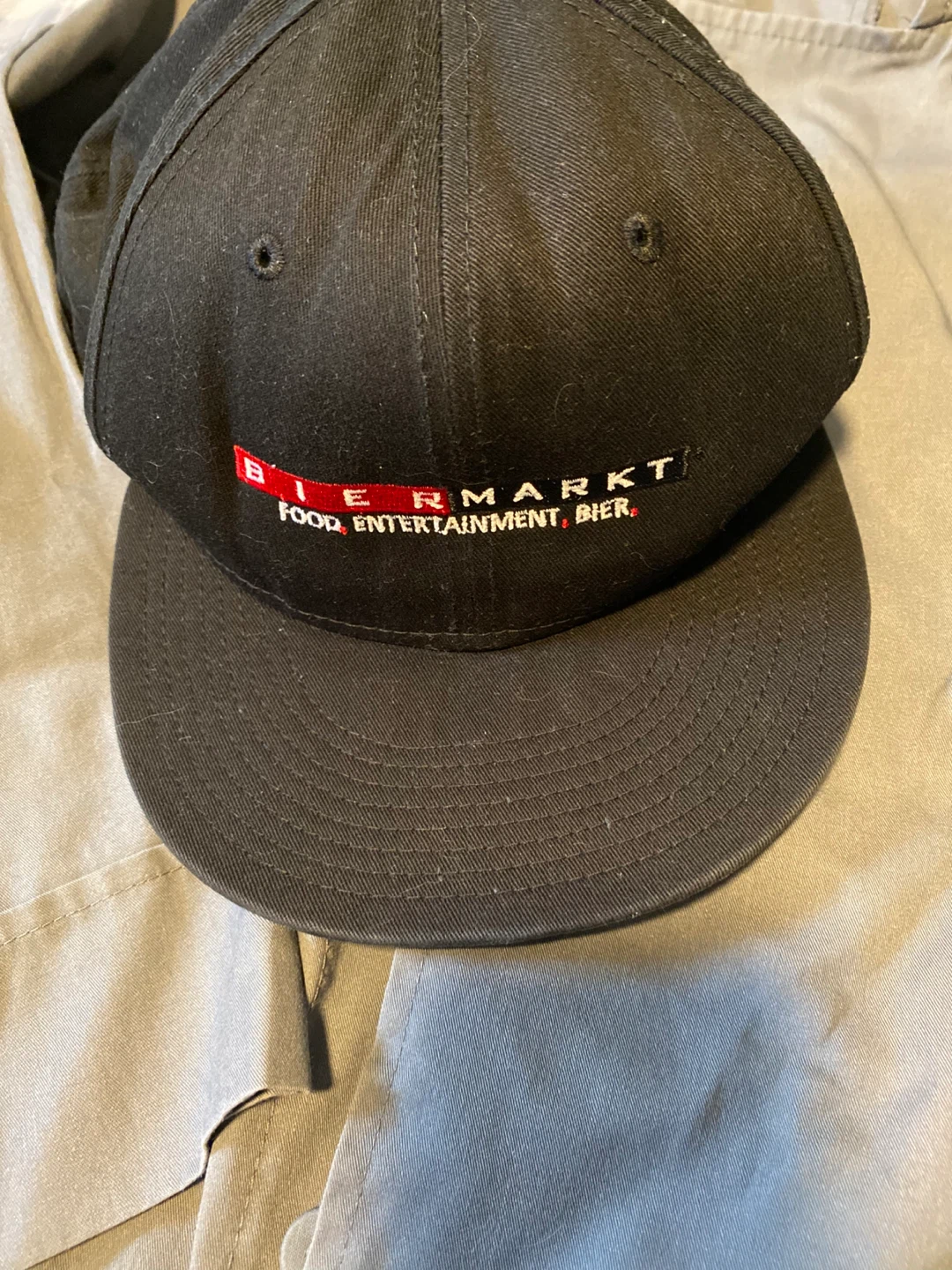 Biermarkt Chef Jacket Size Medium and Snapback Hat - photo 3