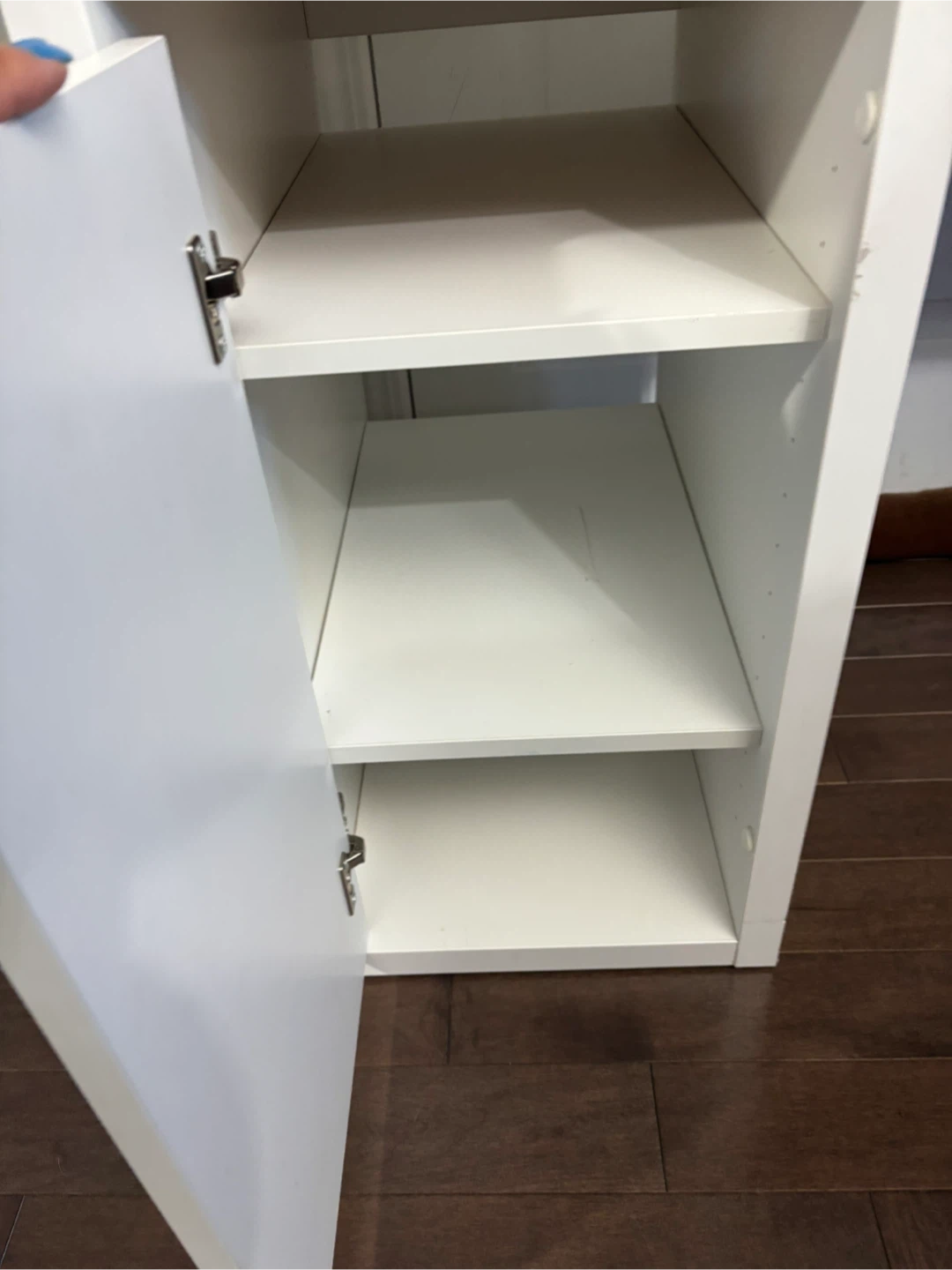White Desk with Drawers - photo 3