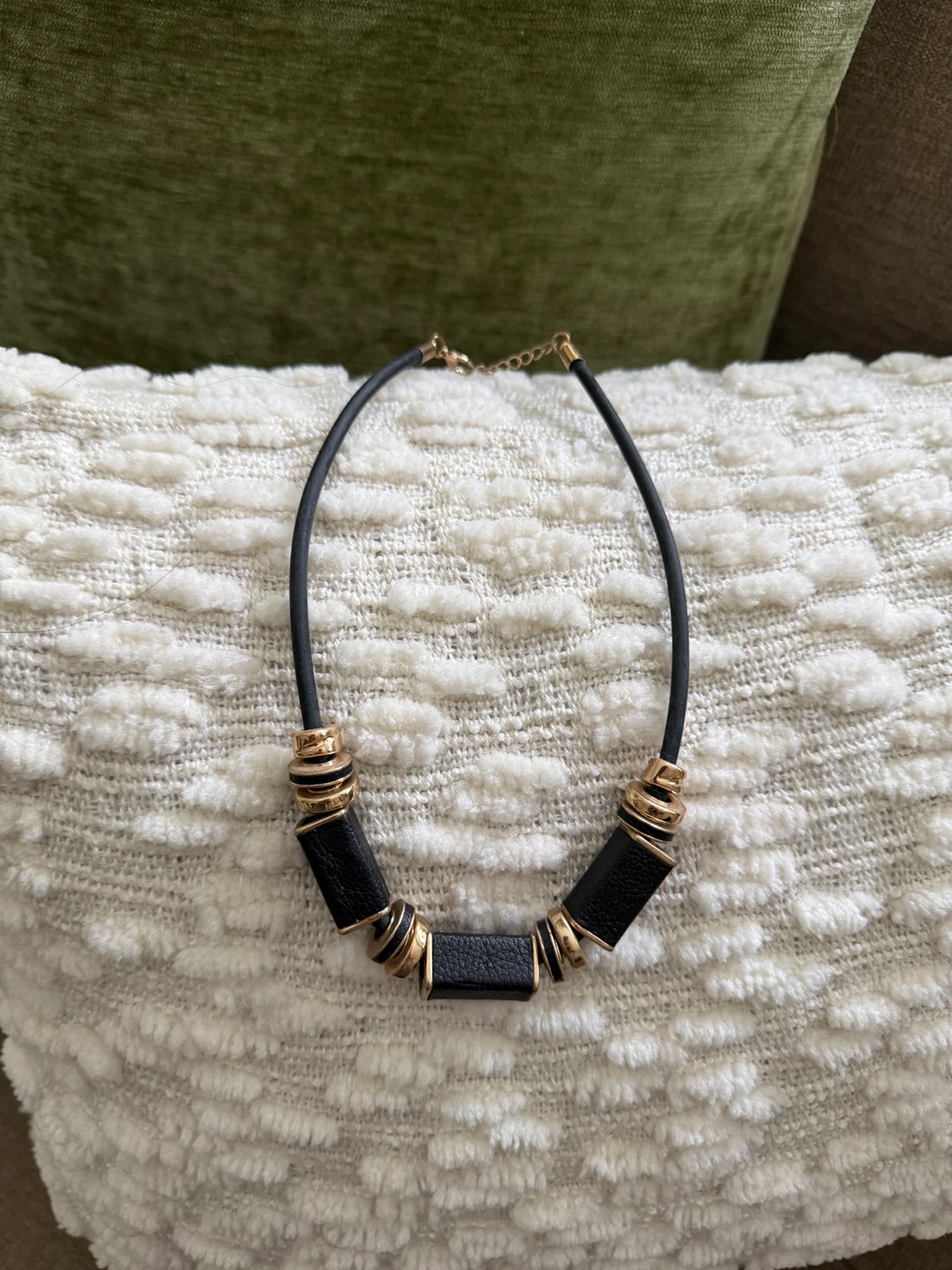 Chunky Beaded Necklace - Black and Gold