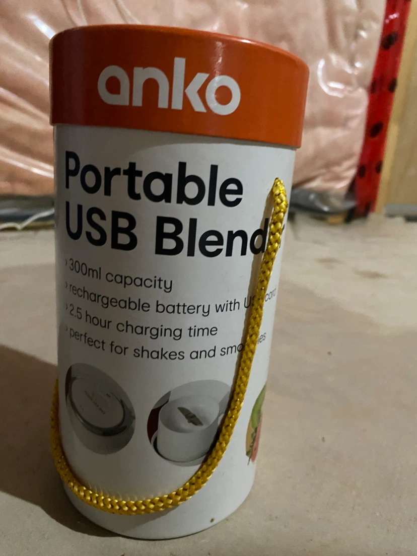 Anko Portable USB Blender for gym power powders!