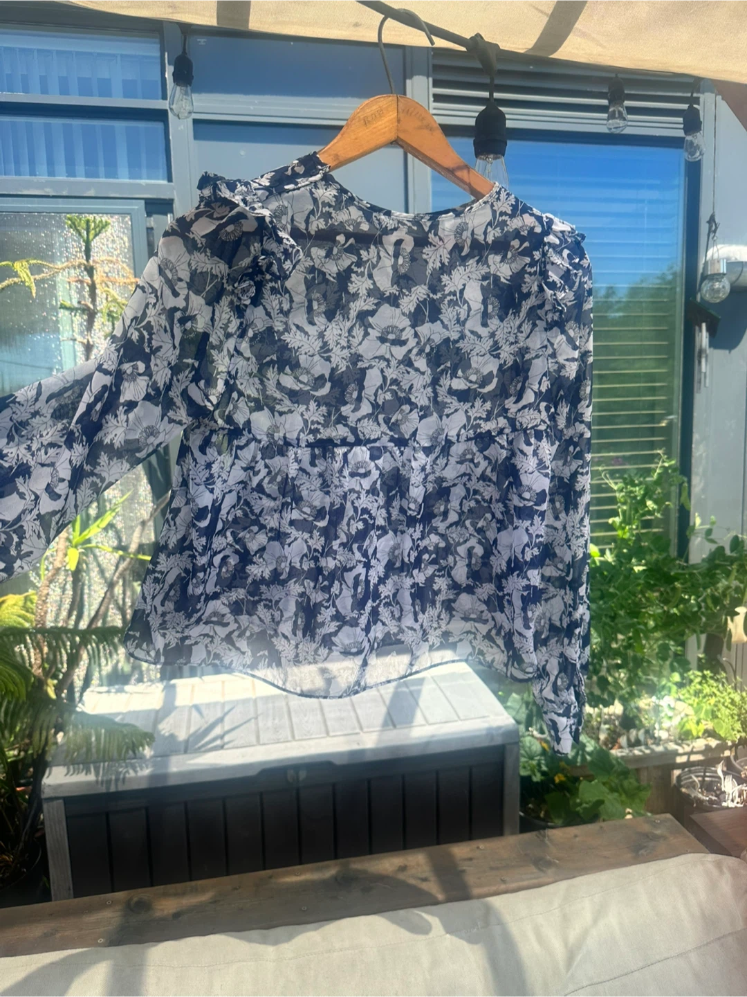 Zara woman flowy, sheer, long sleeve blouse with details
