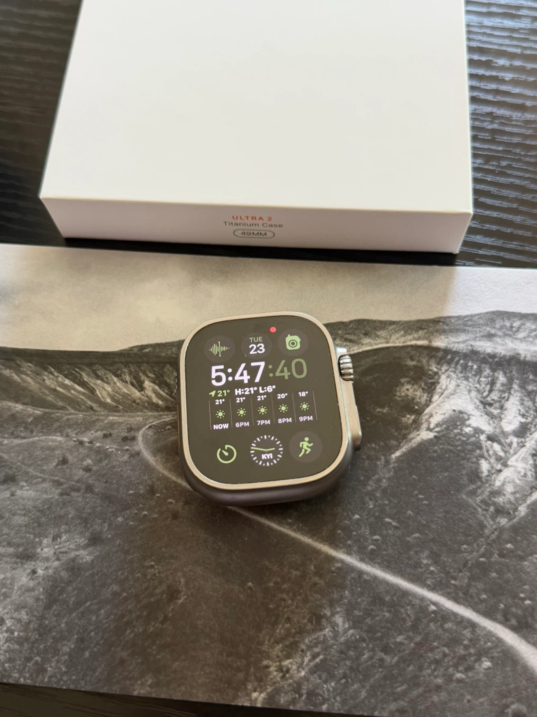 Apple Watch Ultra 2 49mm Titanium GPS + Cellular - photo 2