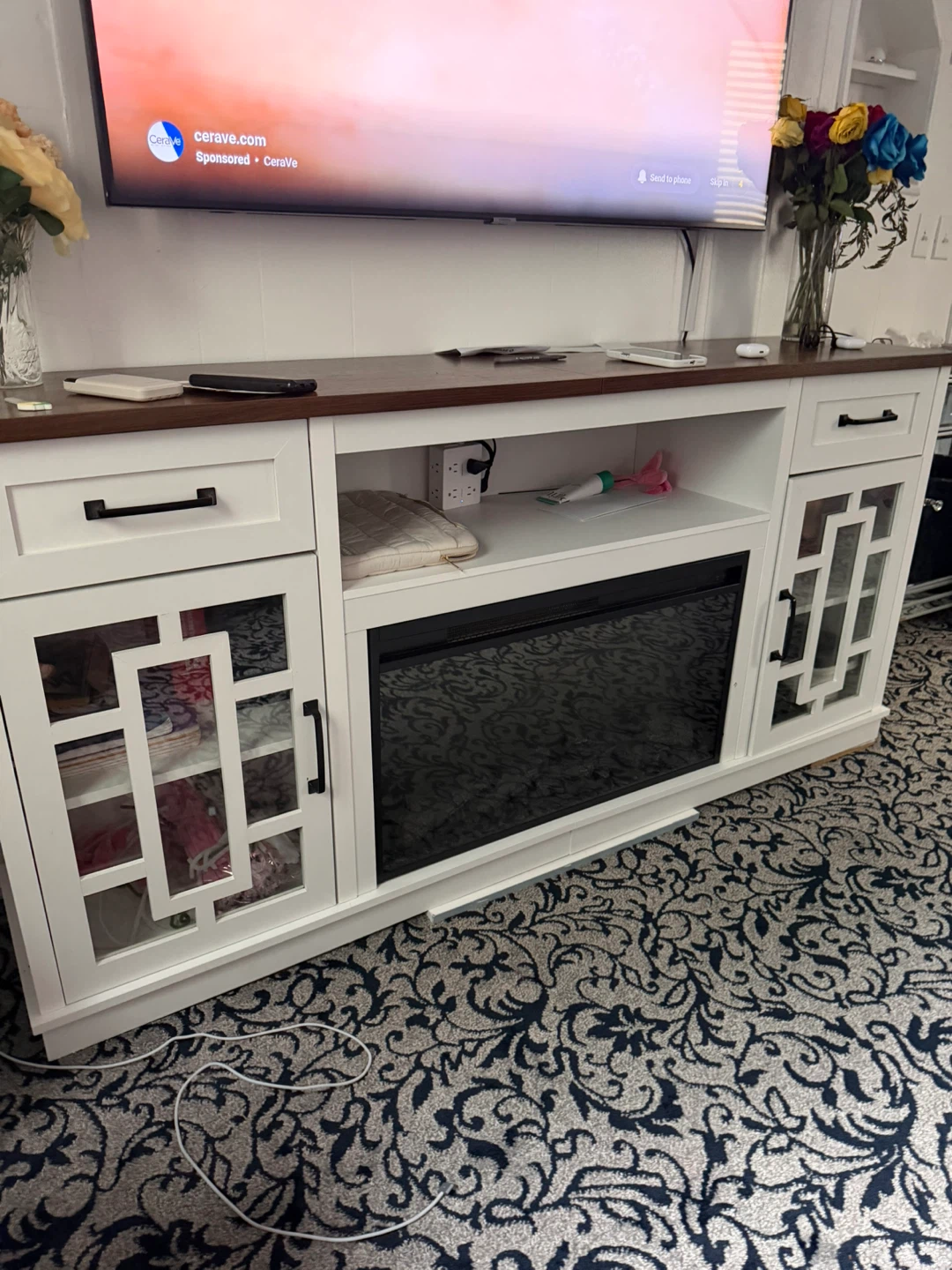 Tv stand