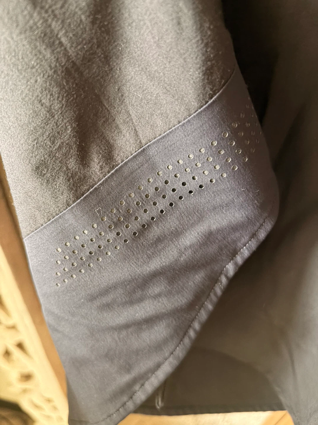 Lululemon Men's Black Button-Up Shirt - photo 2