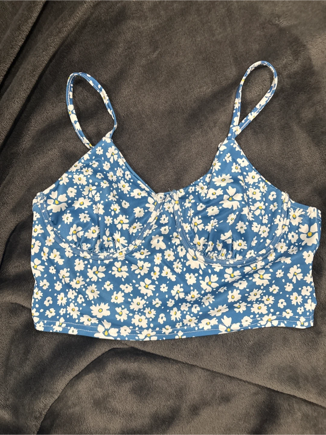 SHEIN Blue Floral Crop Top