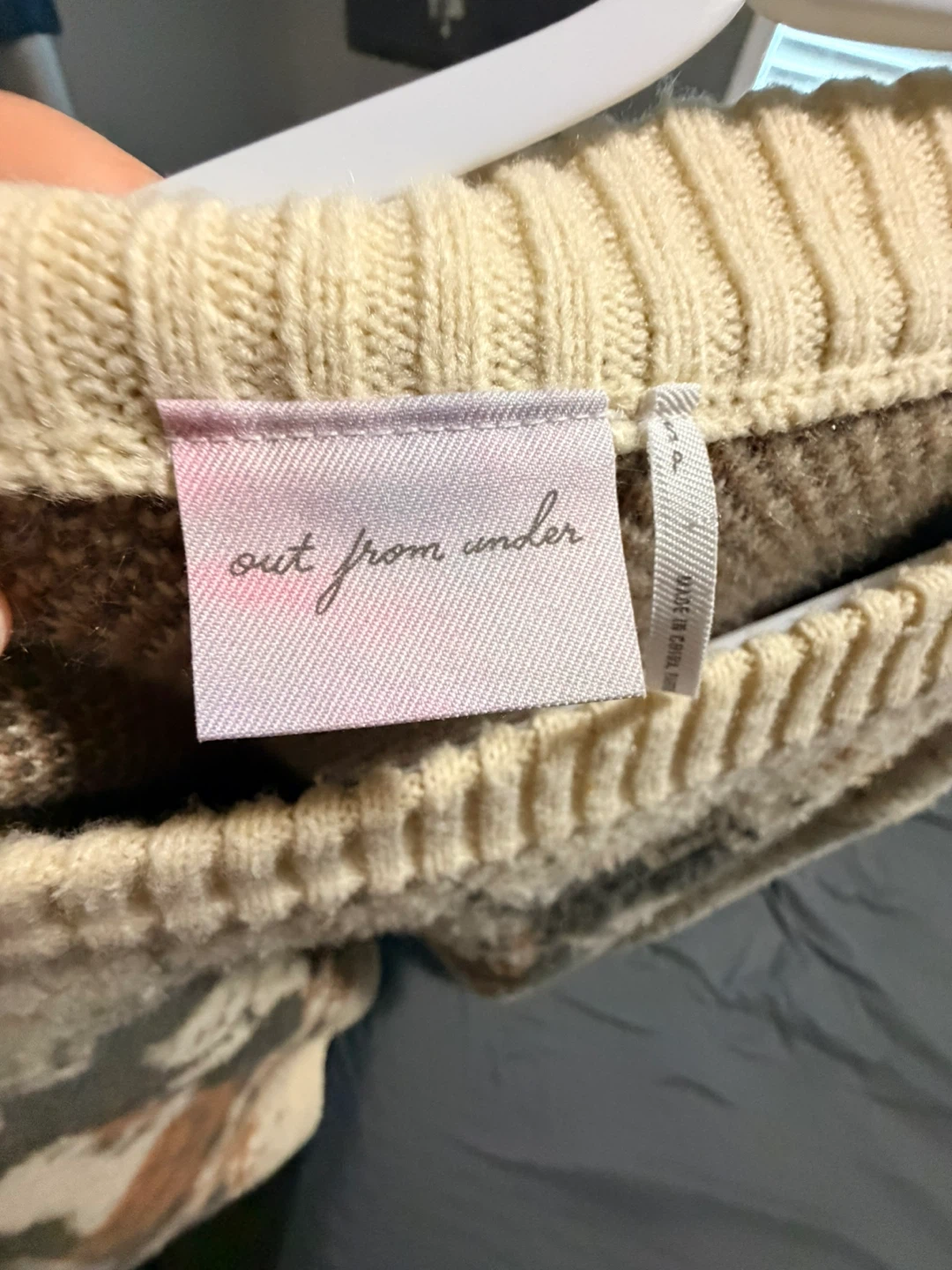 Small Out From Under Vintage Knit Cat Crop Sweater - photo 3