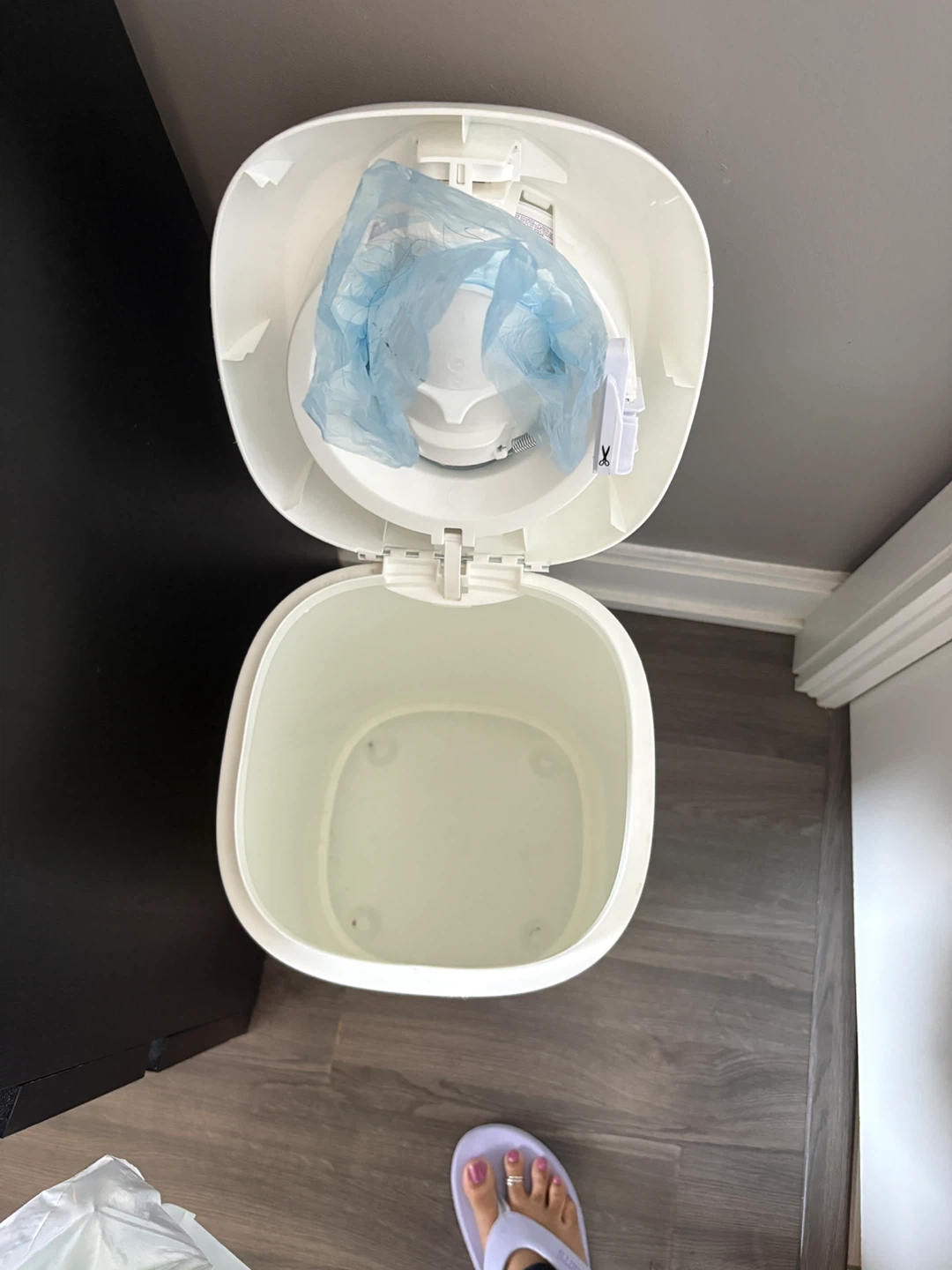 Playtex Diaper Genie Expressions Pail - photo 5