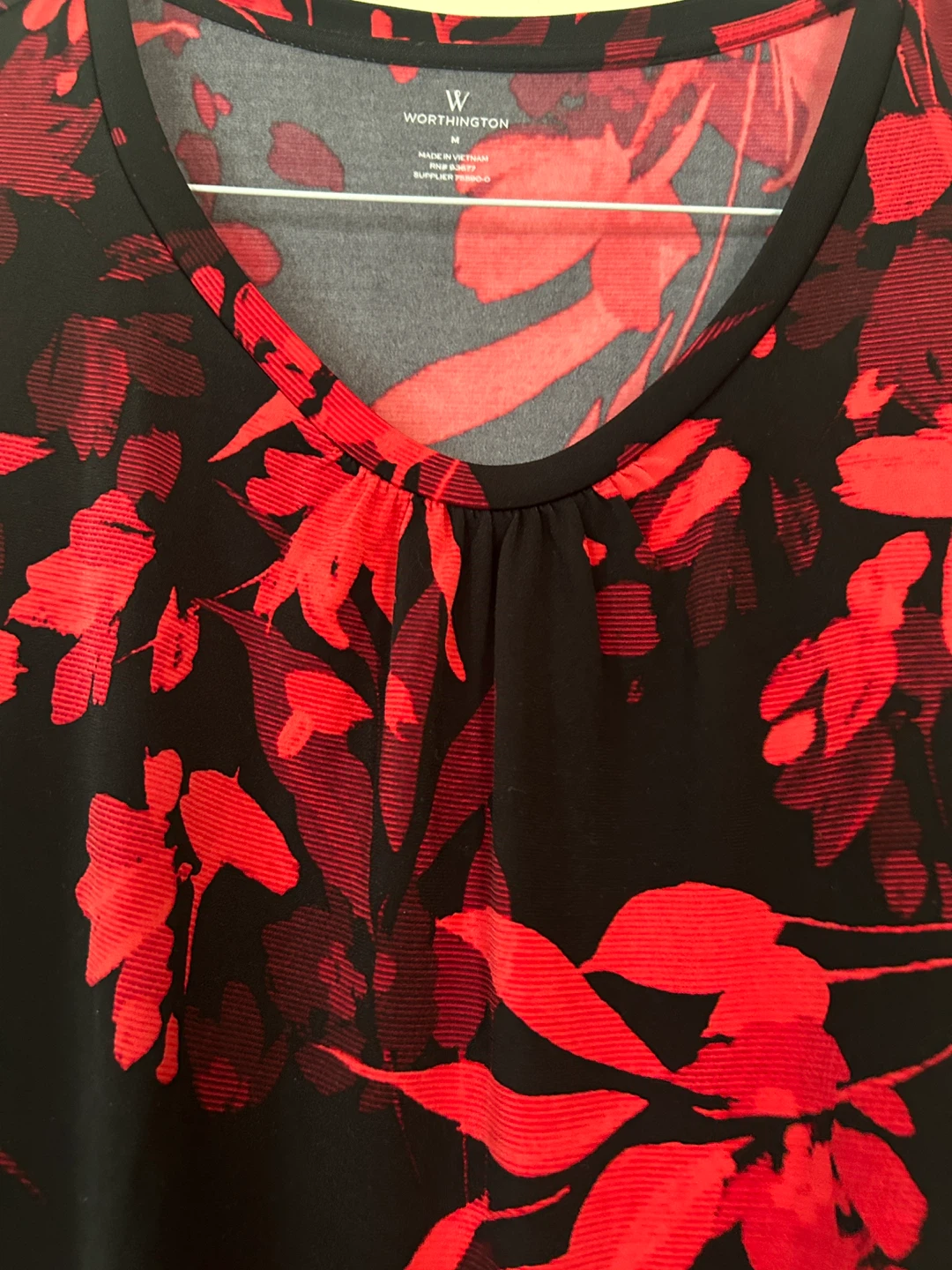 Worthington Women's Black & Red Floral Round -Neck Top - photo 2