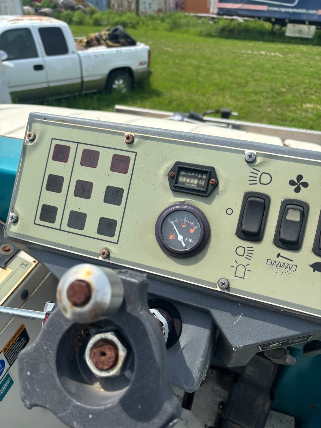 Tennant 6600 Sweeper - photo 4