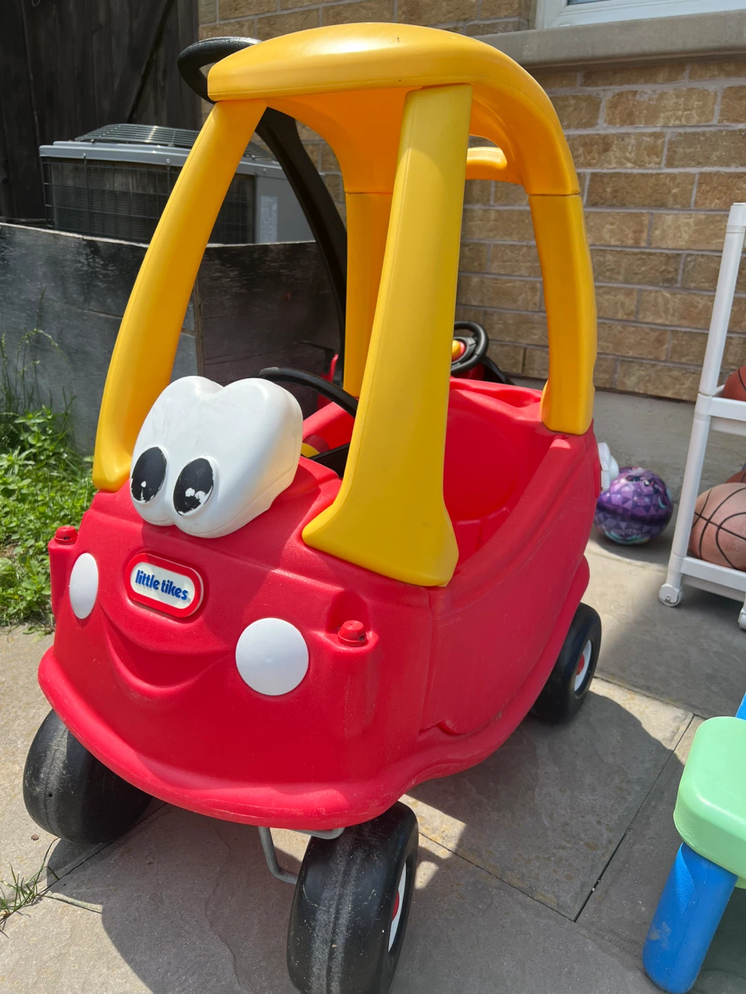 Little Tikes Cozy Coupe Ride-On Toy Car