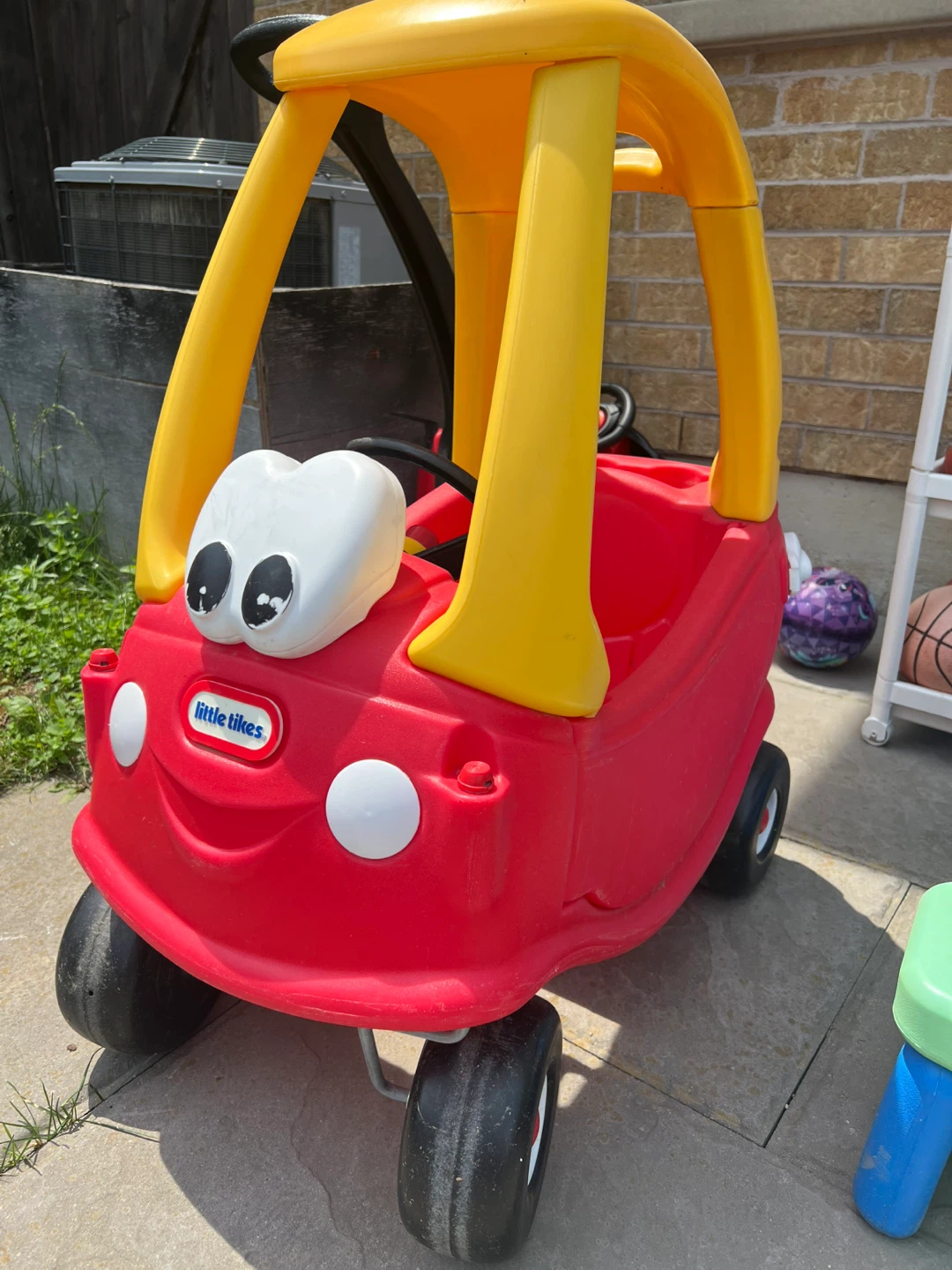 Little Tikes Cozy Coupe Ride-On Toy Car - photo 2