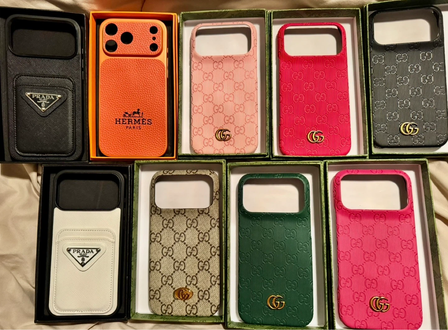 Gucci / Louis Vuitton iPhone 17 Pro Max Case