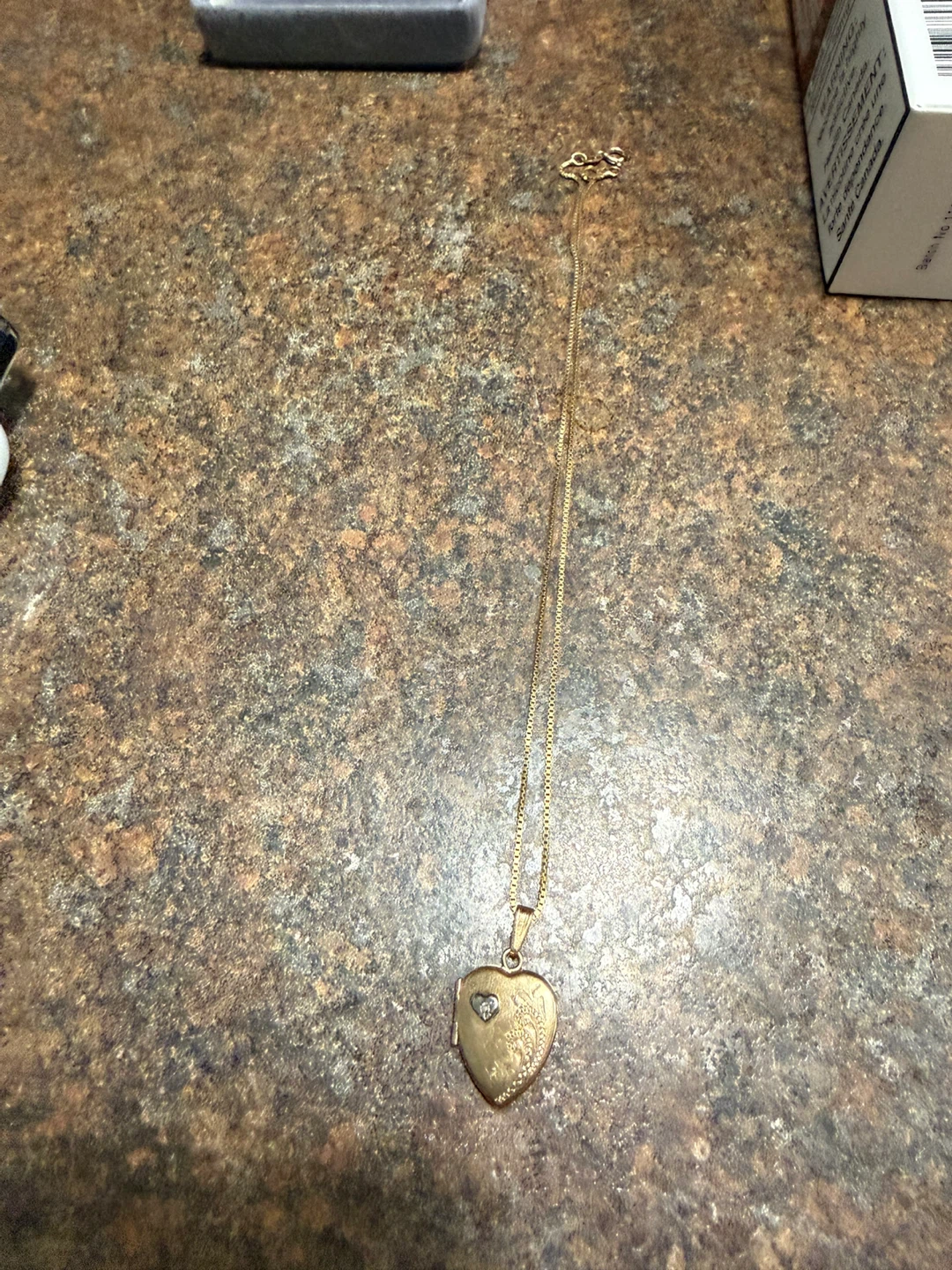 Gold Heart Locket Necklace - photo 4