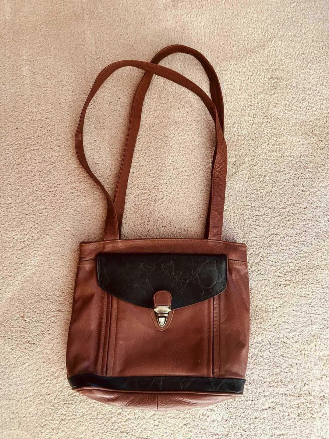 $375 Derek Alexander leather handbag purse