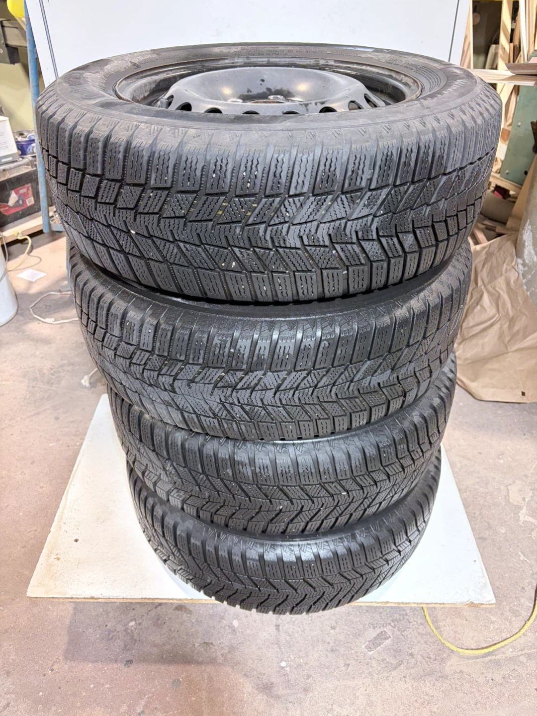 ORIGINAL VW Continental 195/65 R15 Winter Tires (Set of 4)