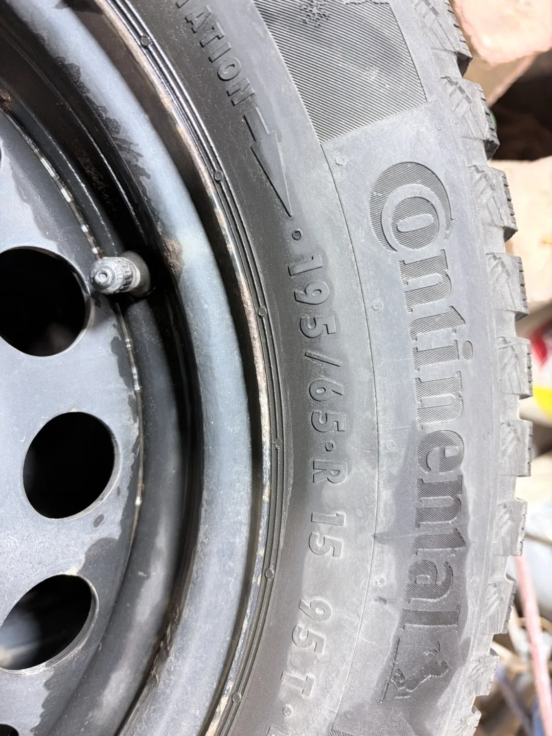 ORIGINAL VW Continental 195/65 R15 Winter Tires (Set of 4) - photo 3
