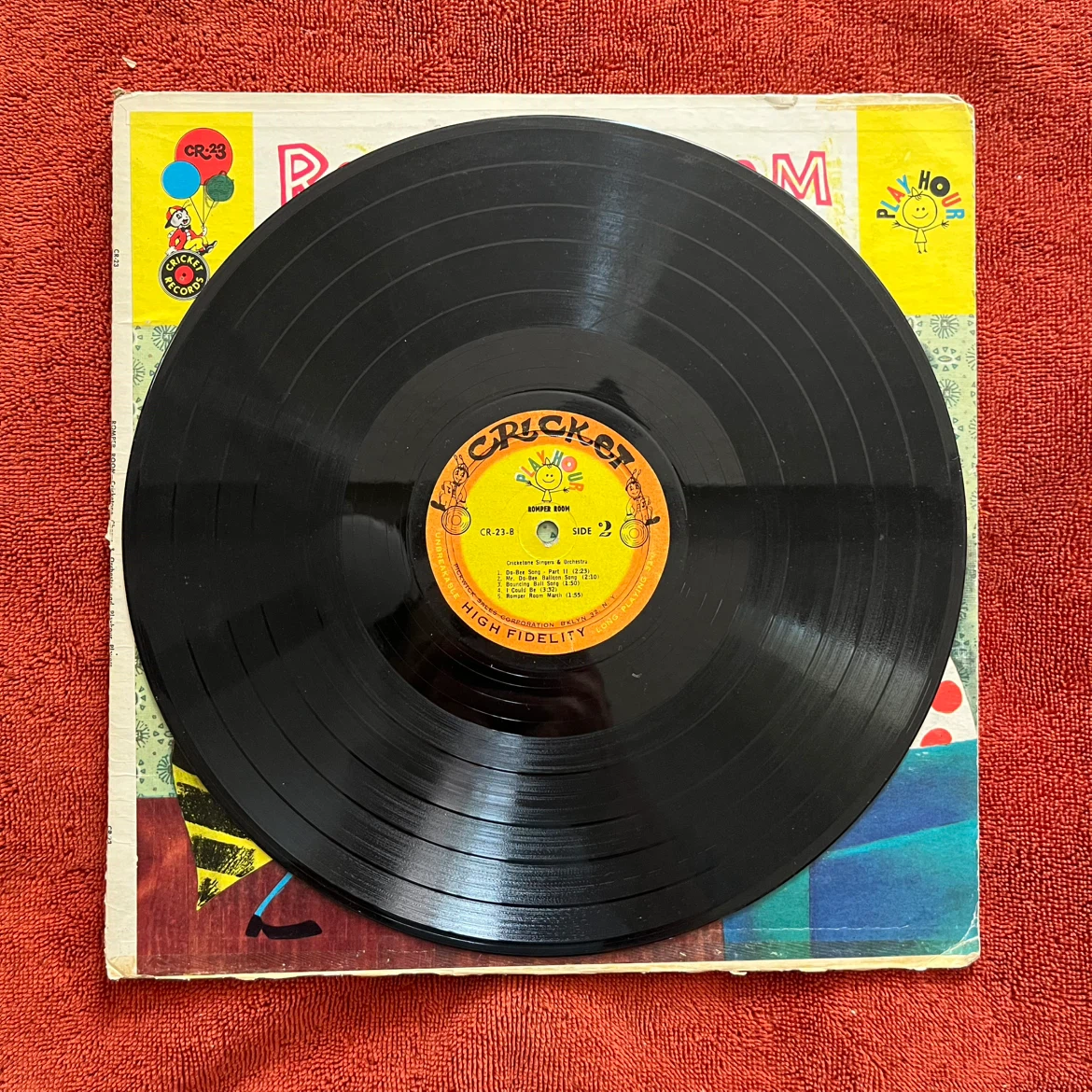 Romper Room Cricketone Singers and Orchestra Vinyl Record - photo 2