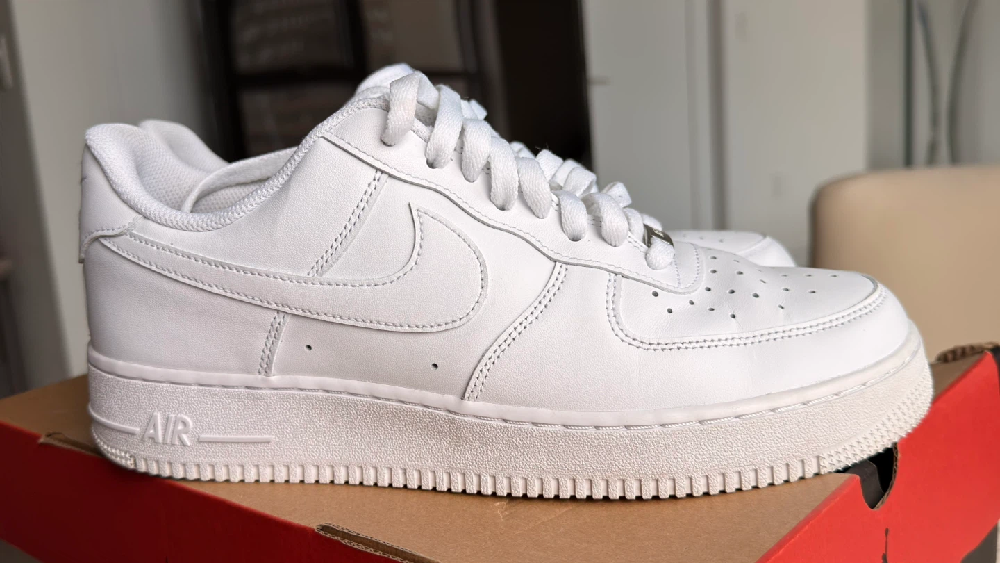 Nike Air Force 1 '07 White Shoes 10 US
