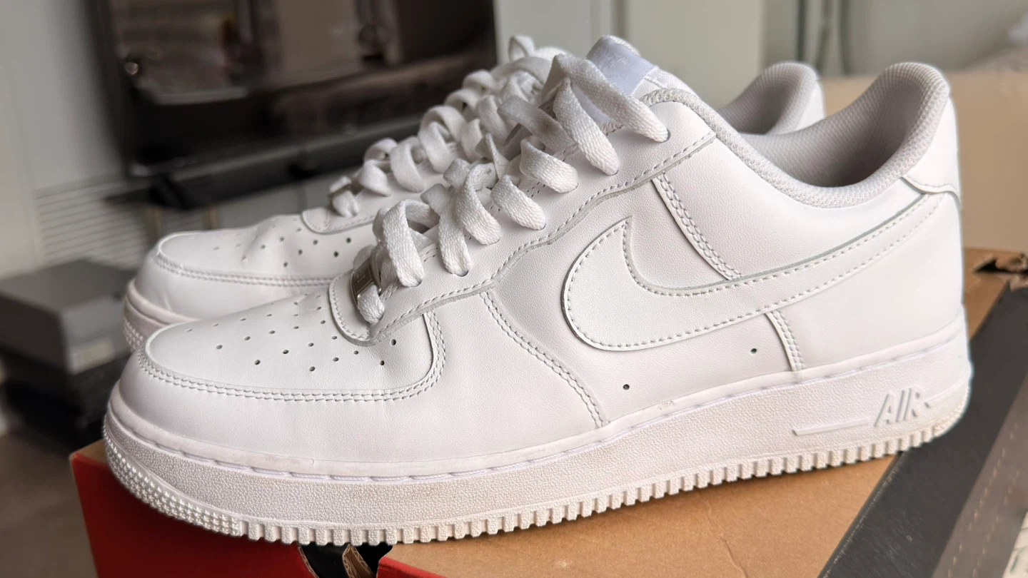 Nike Air Force 1 '07 White Shoes 10 US - photo 2