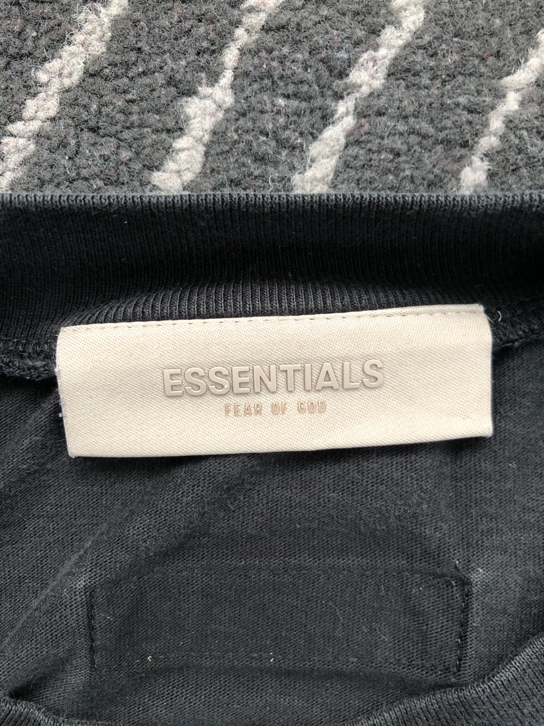 ESSENTIALS Fear of God T-Shirt - photo 2