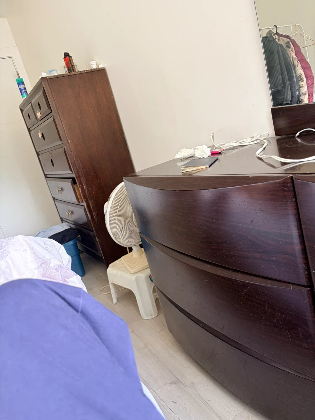 Dressing table