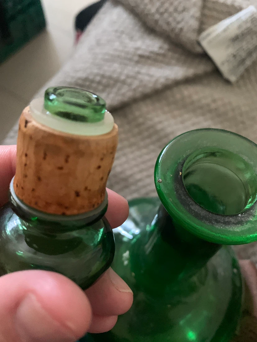 Green Glass Decanter Bottle with Cork Stopper - photo 4