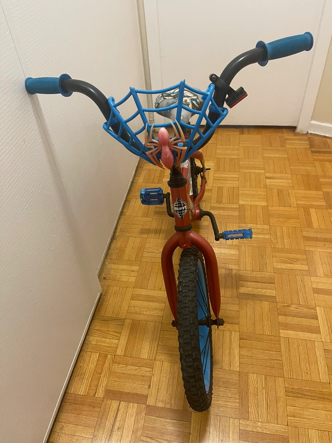 Kids Spiderman Bike with Helmet - photo 2