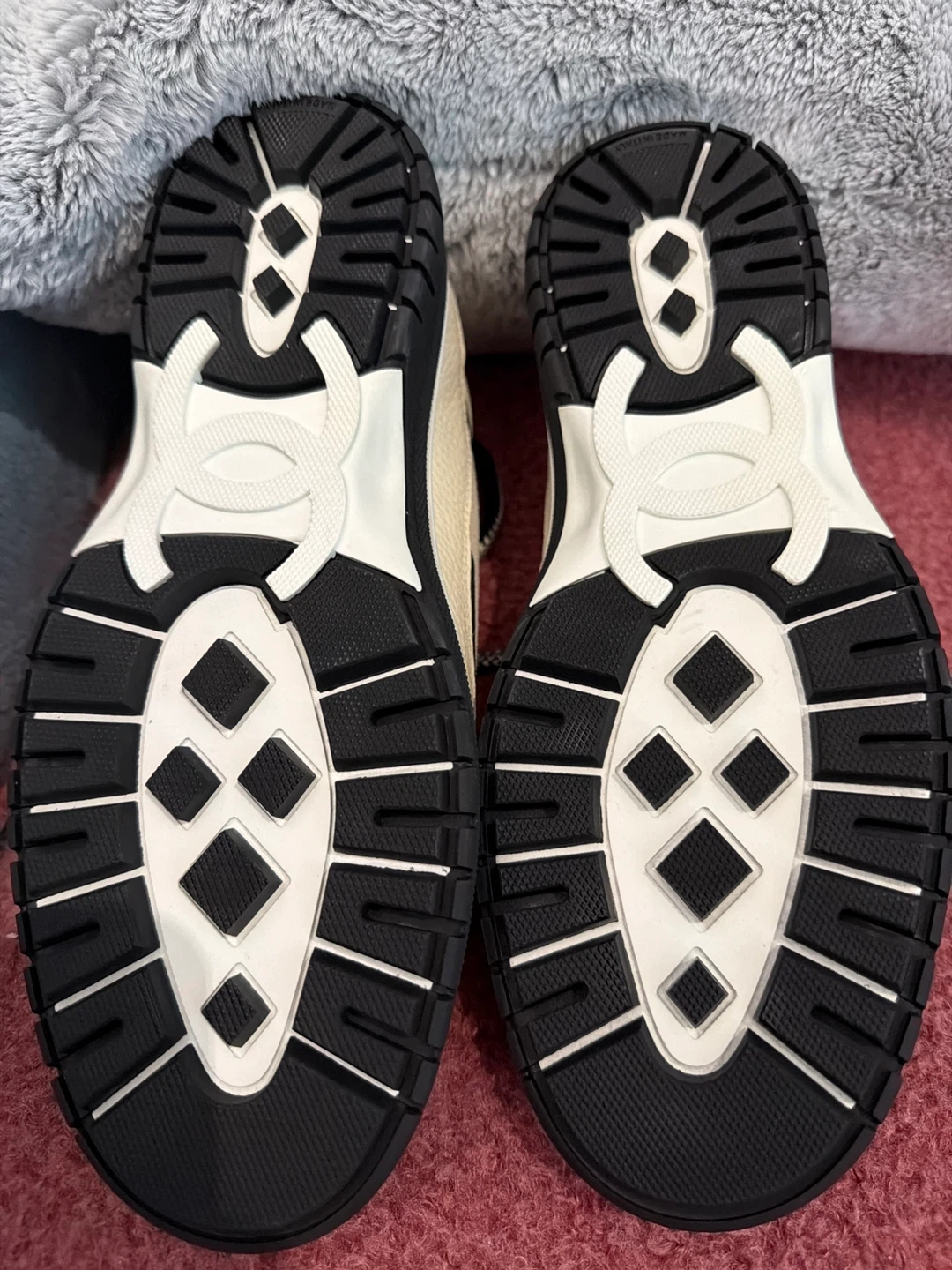 Chanel Women's Sneakers Size 38 - photo 4