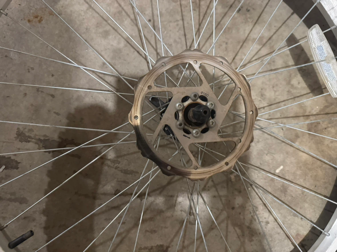 Set of 26 X 1.95 Mountain Bike Wheels with Front Disk Brakes - photo 2
