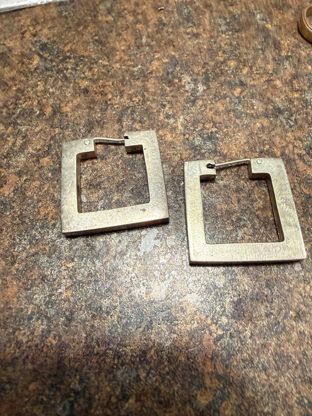 Square Hoop Earrings - photo 3