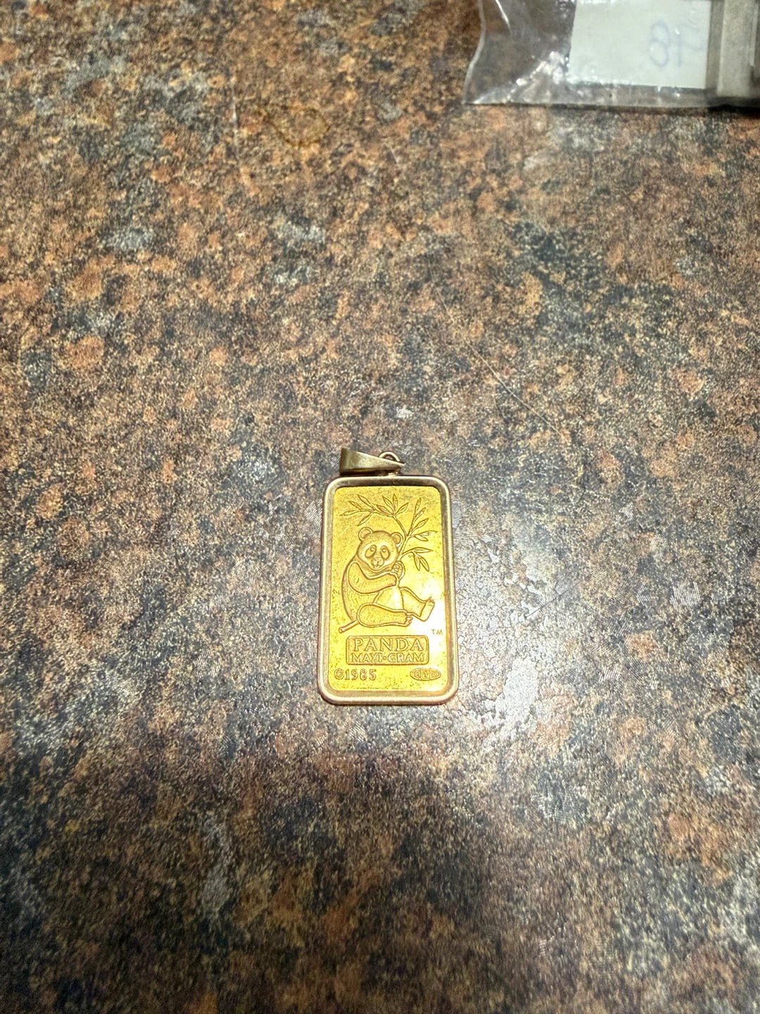 Credit Suisse 5g Fine Gold Panda Maxi-Gram Pendant - photo 2