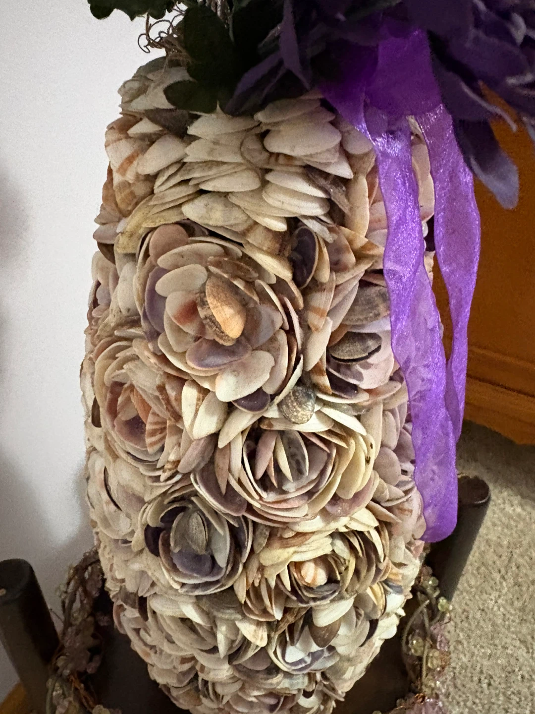 Seashell and Artificial Flower Vase with Stand - photo 2