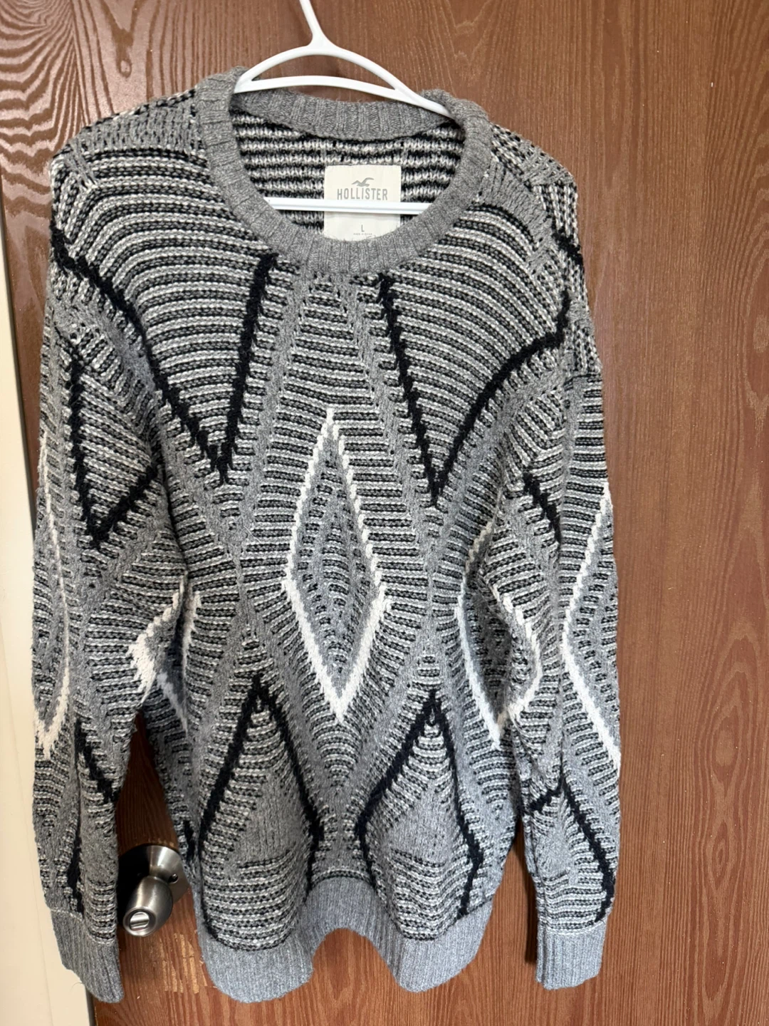 Hollister Grey Diamond Pattern Sweater