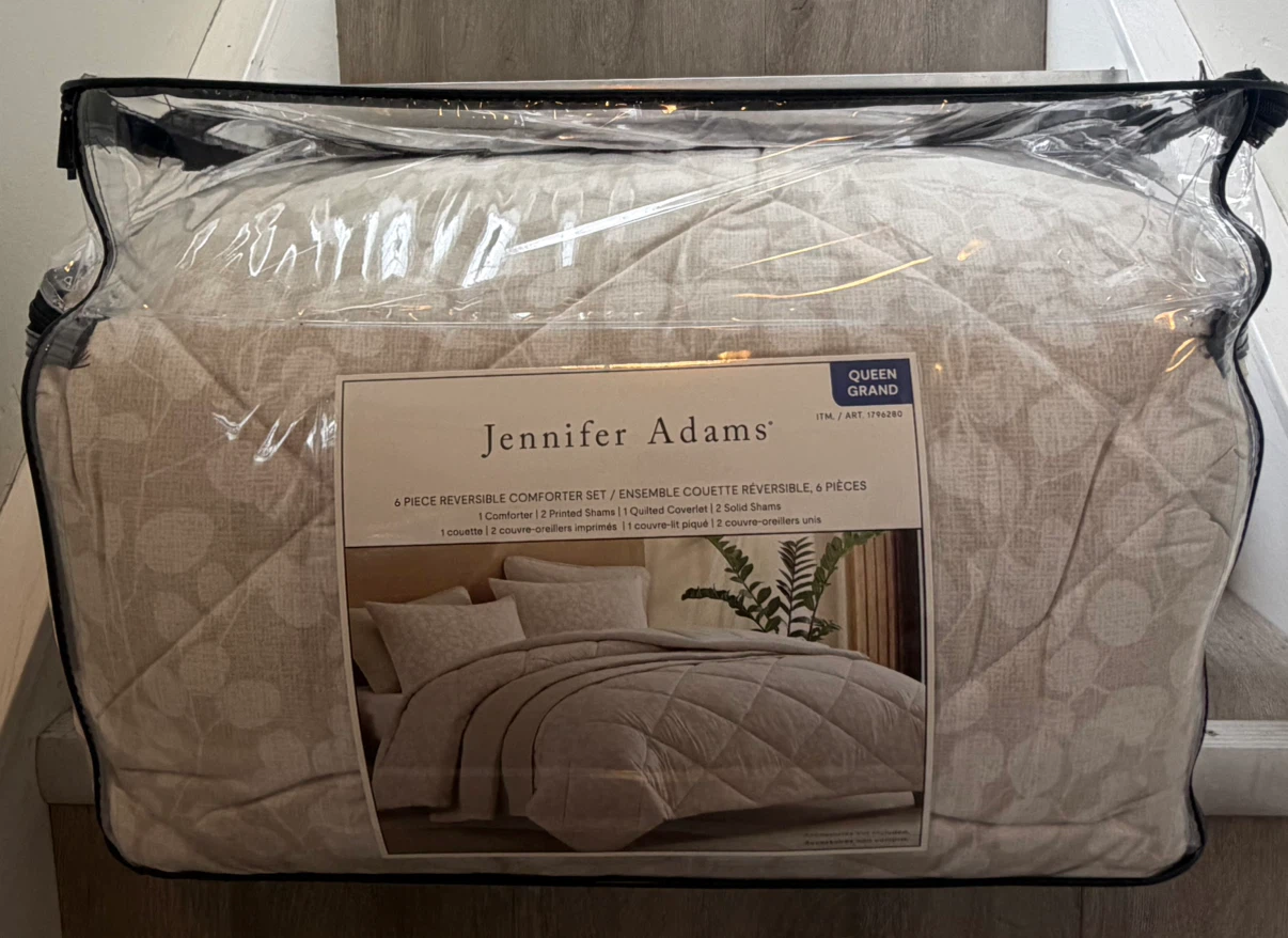 Jennifer Adams Queen  Reversible Comforter Only