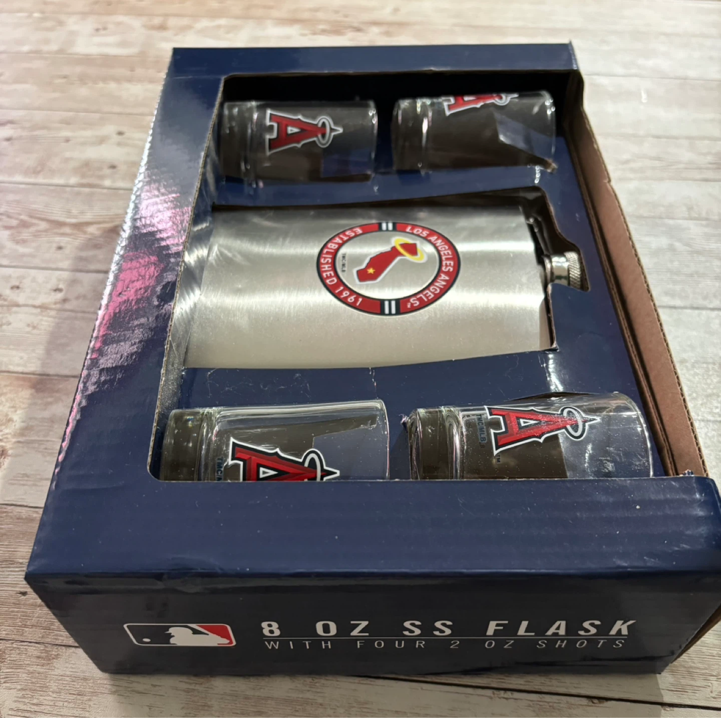 Los Angeles Angels Flask and Shot Glass Set - photo 4