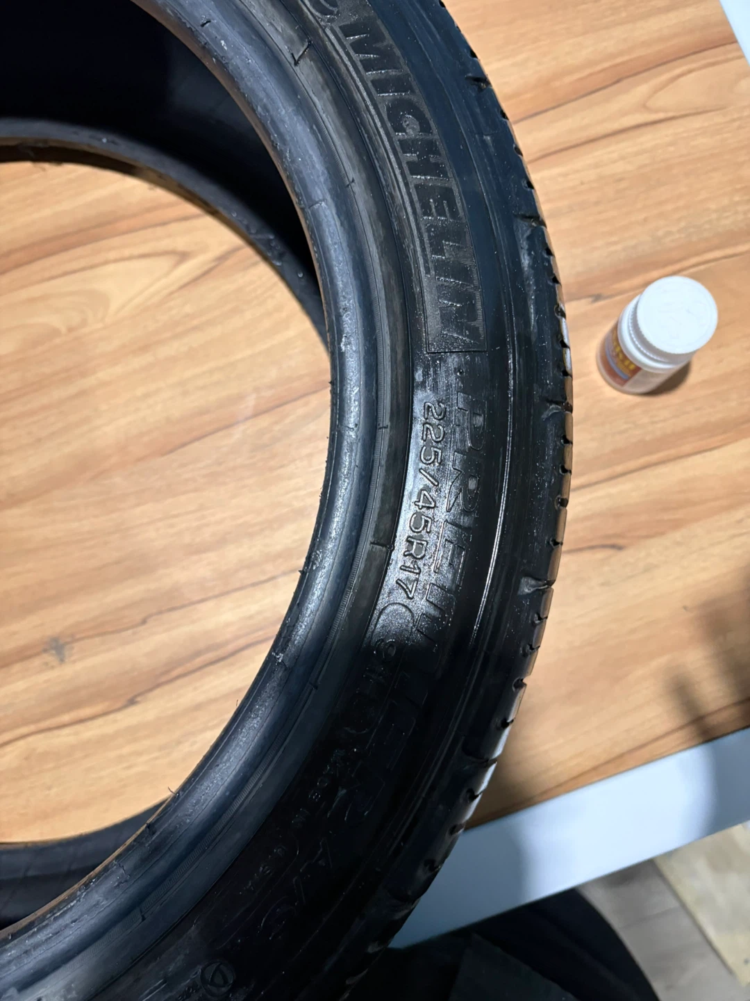 Michelin Tire 225/45R17 (4 tires) - photo 3