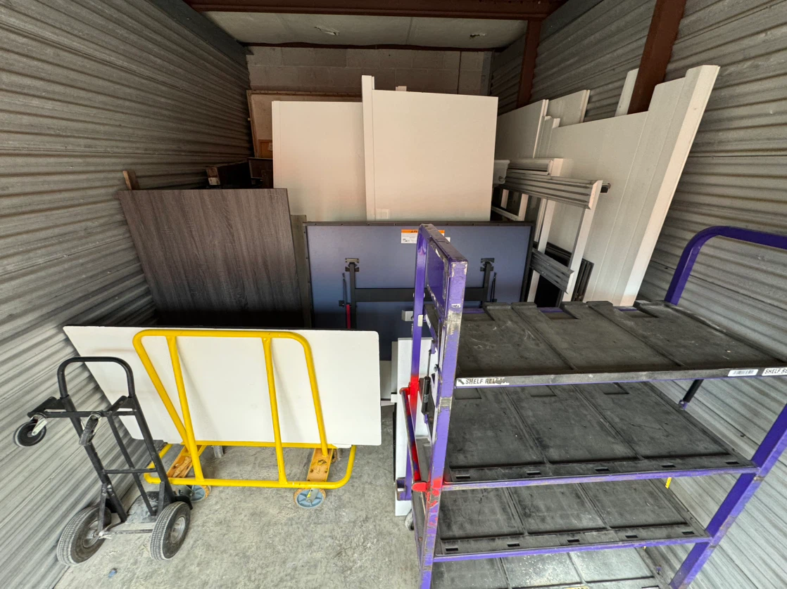 Free storage space (must take all) - photo 5