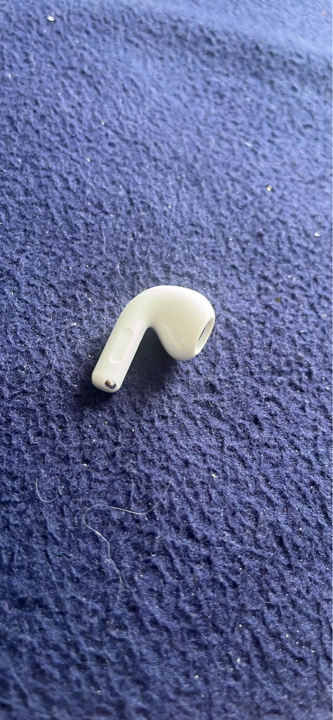 Apple airpods 4 right side - photo 2